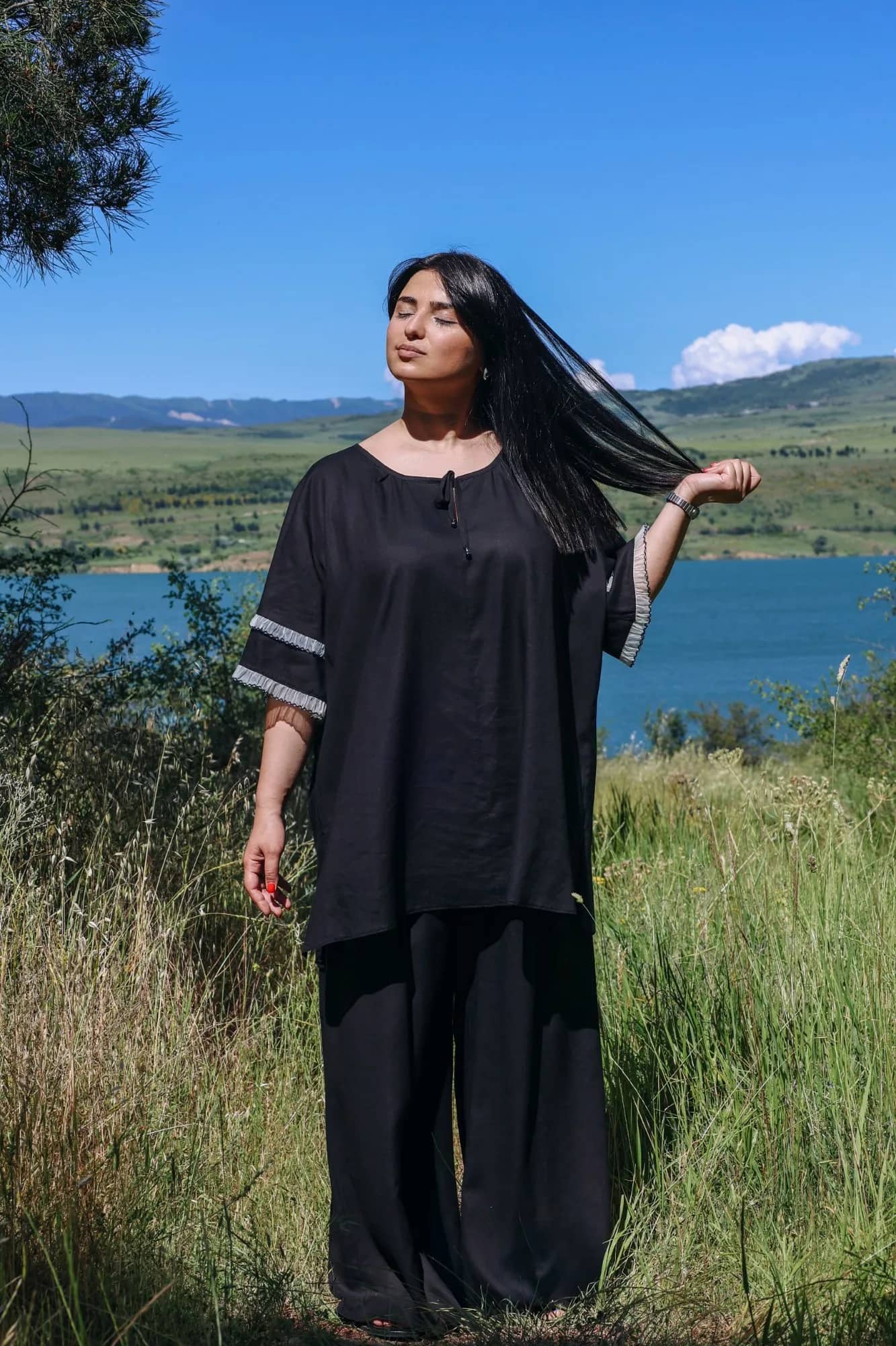 Elegnat Black Two-Piece Set