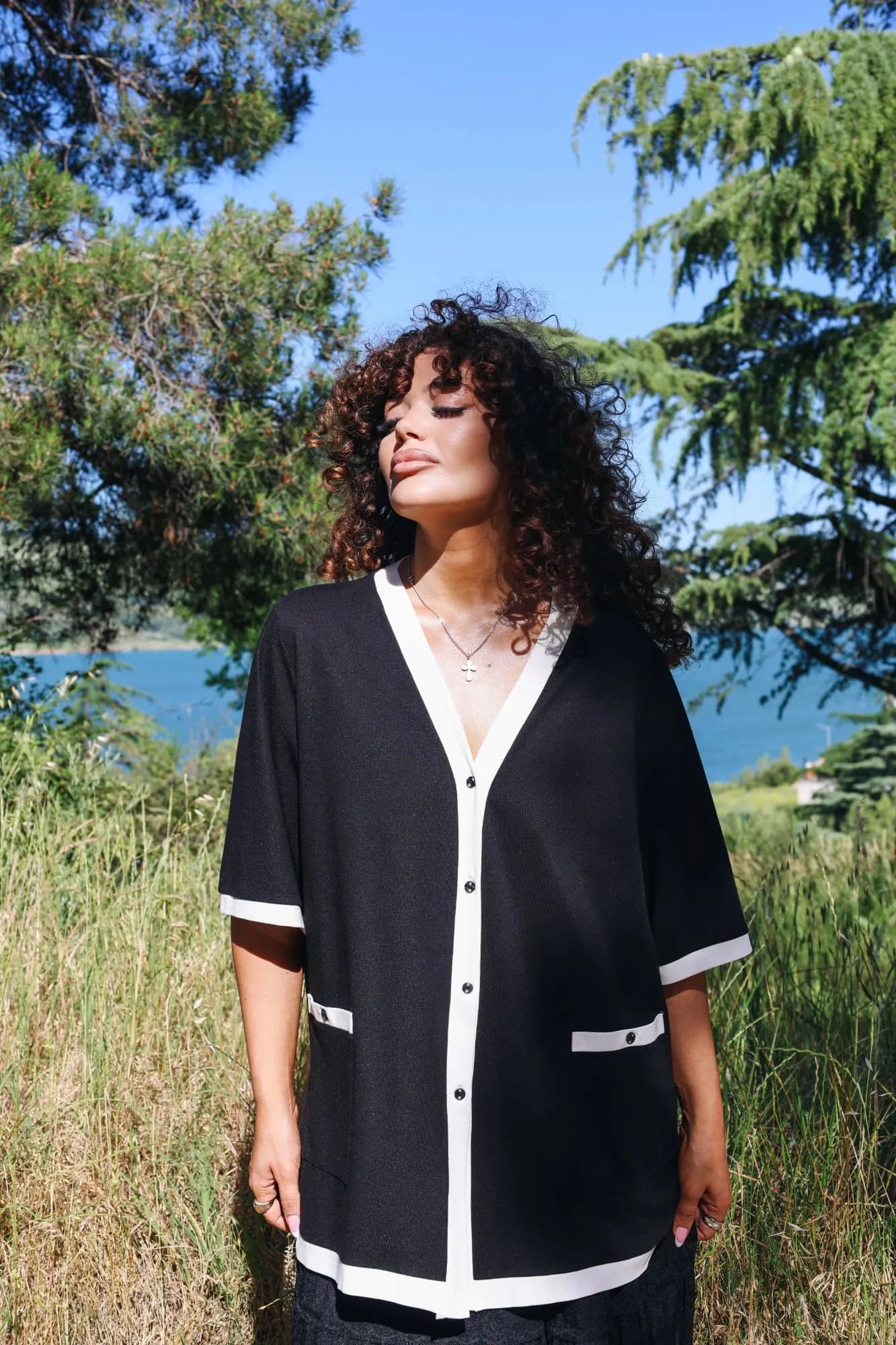 Contrast Trim Button-Front Blouse 2