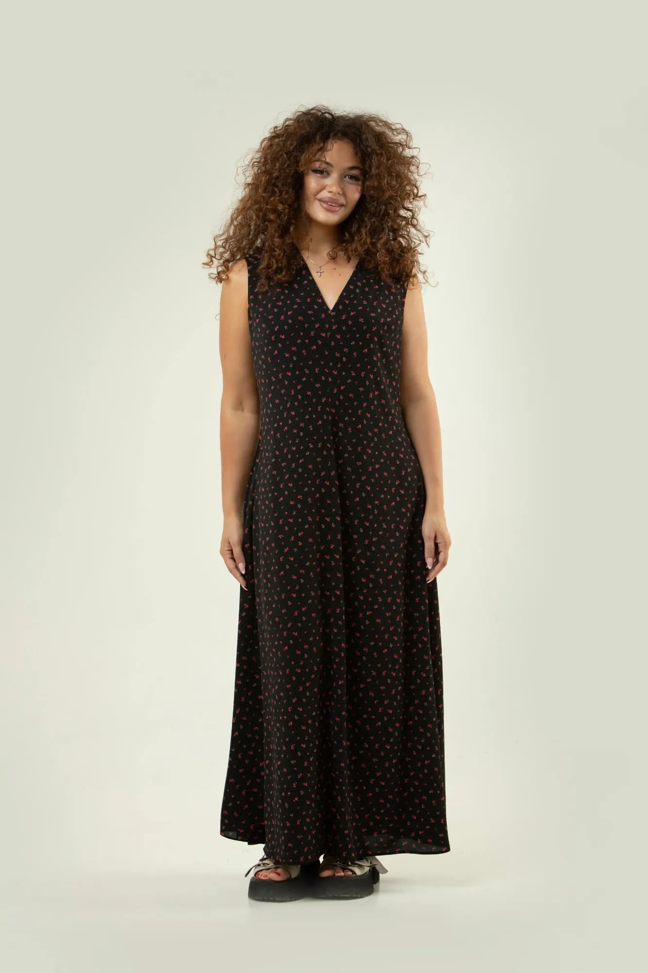 Relaxed Flowy Maxi Dress 3