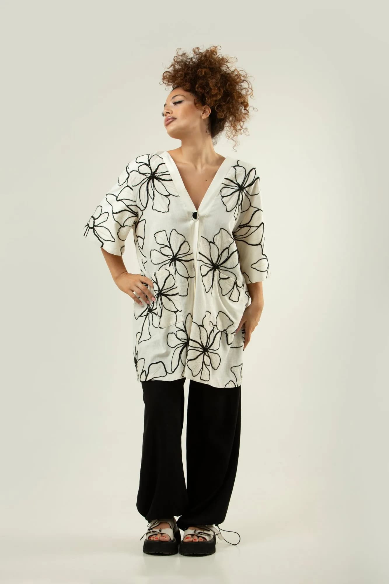 Floral Embroidered Linen-Blend Kimono Cardigan 5